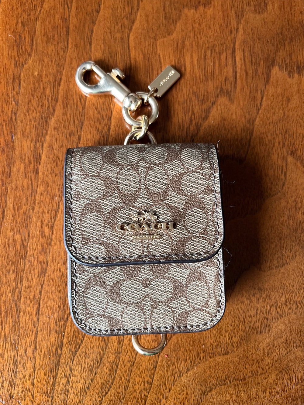 Coach Bag Charm In Khaki/Tan Signature! Gold clip & key ring! Perfect Gift!